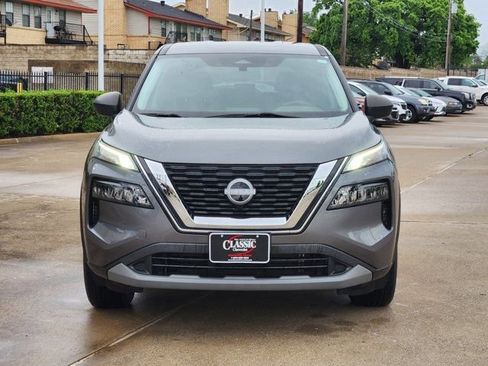 Used 2023 Nissan Rogue S image 10