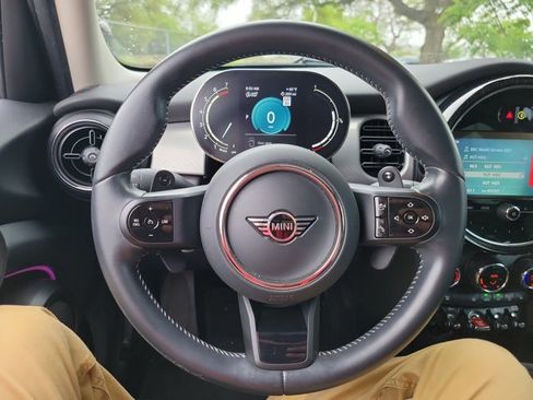 Used 2023 MINI Cooper S image 18