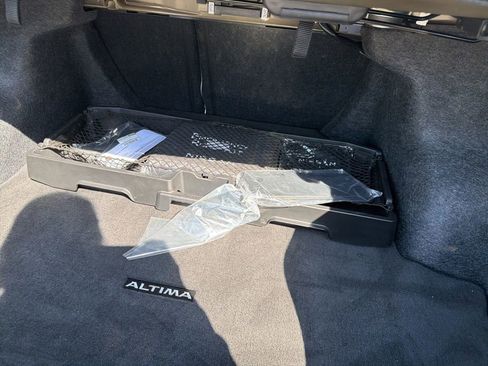 Used 2024 Nissan Altima 2.5 SL image 45