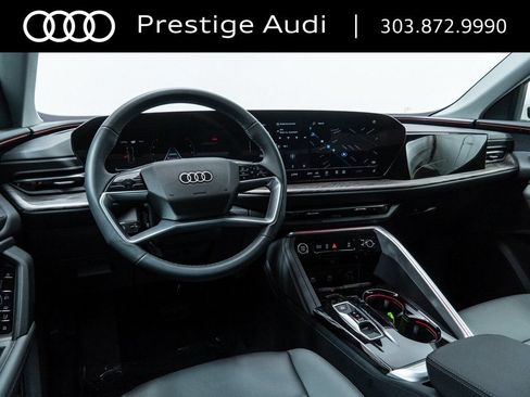 Used 2025 Audi Q5 Premium w/ Convenience Package AWD/4WD image 4