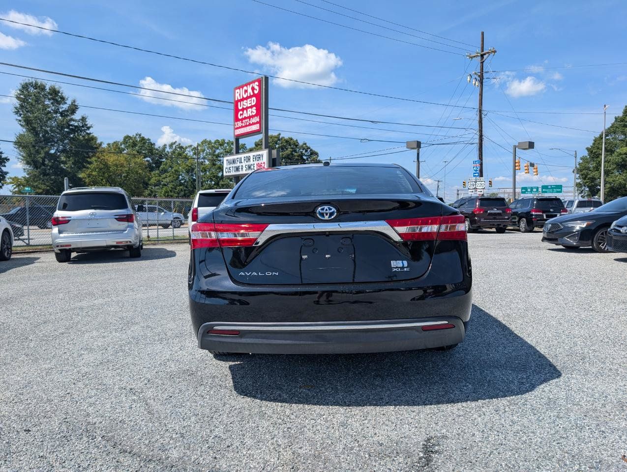 Used 2014 Toyota Avalon XLE Touring FWD image 8
