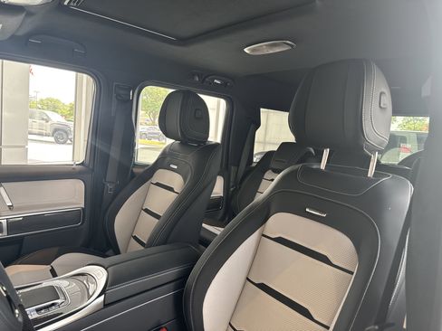 Used 2025 Mercedes-Benz G 63 AMG 4MATIC image 14