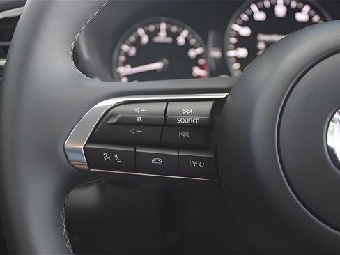 Used 2024 MAZDA CX-30 AWD 2.5 S w/ Premium Package image 21