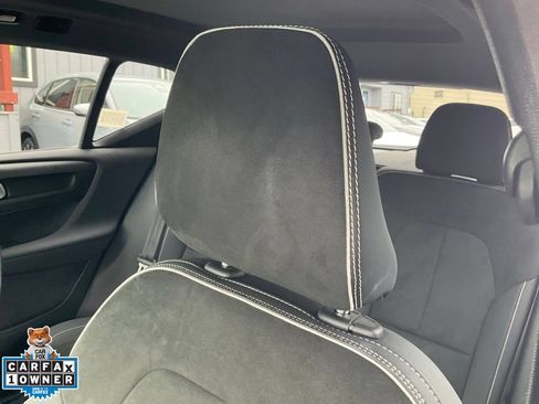 Used 2023 Volvo XC40 Recharge Plus AWD/4WD image 19