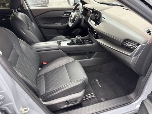 Used 2023 Nissan Rogue Platinum w/ Platinum Premium Package FWD image 34