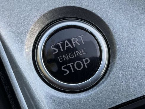Used 2025 Nissan Altima 2.5 SV FWD image 20