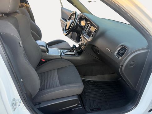 Used 2019 Dodge Charger GT RWD image 10
