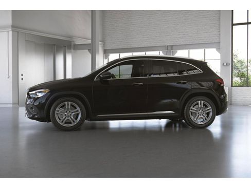 Used 2023 Mercedes-Benz GLA 250 4MATIC image 36