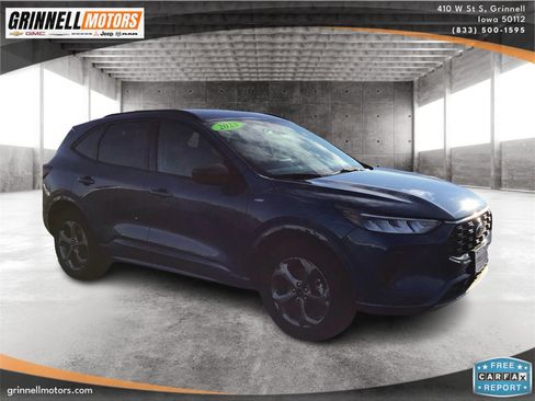 Used 2023 Ford Escape ST-Line image 3
