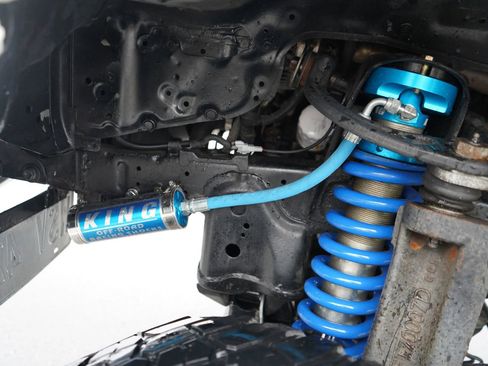 Used 2004 Toyota Tacoma 4x4 Xtracab V6 image 8