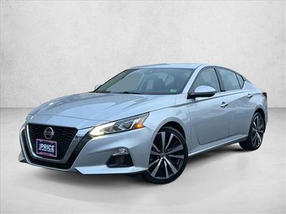 Used 2019 Nissan Altima 2.5 Platinum