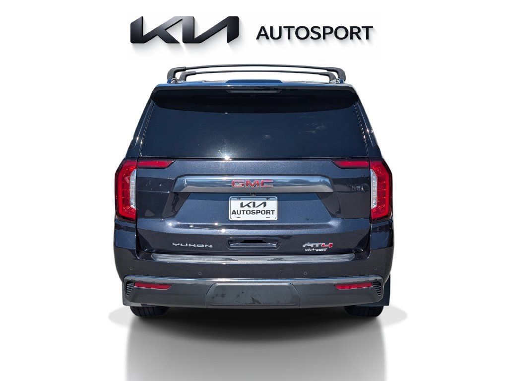 Used 2024 GMC Yukon XL AT4 AWD/4WD image 8