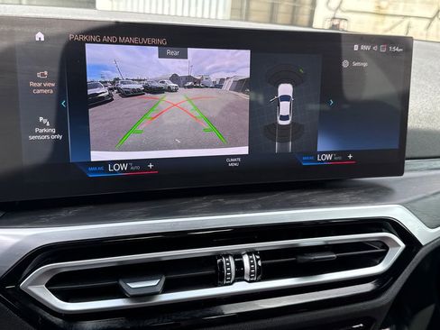 Used 2023 BMW 330i Sedan w/ Premium Package image 53