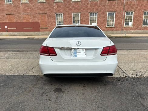 Used 2014 Mercedes-Benz E 350 4MATIC Sedan image 7
