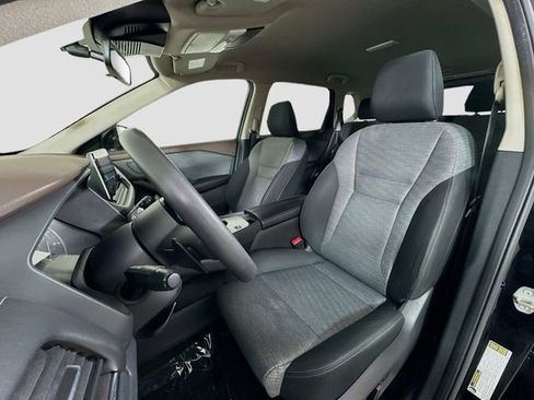 Used 2023 Nissan Rogue SV image 17