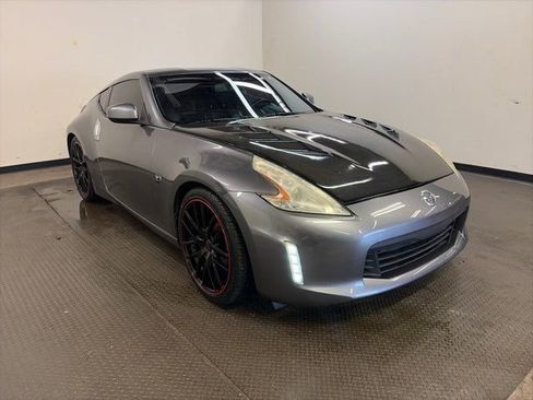 Used 2014 Nissan 370Z Touring image 1