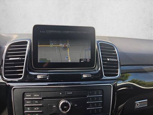 Certified 2019 Mercedes-Benz GLE 400 4MATIC image 12
