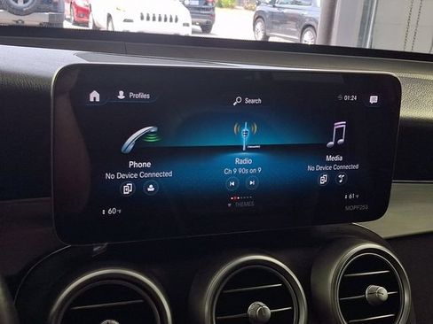 Used 2021 Mercedes-Benz GLC 300 image 20