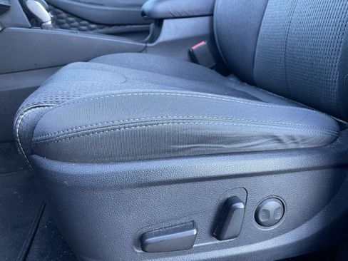 Used 2020 Hyundai Santa Fe SEL image 11