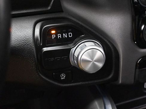 Used 2024 RAM 1500 Laramie RWD image 38
