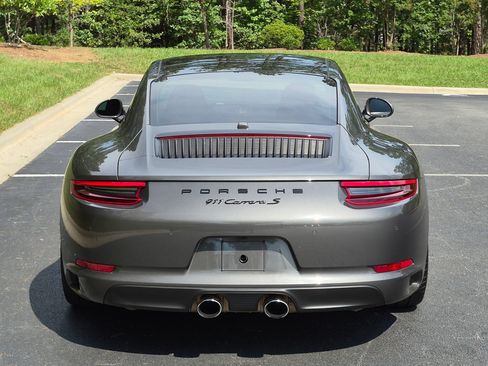 Certified 2017 Porsche 911 Carrera S RWD image 23