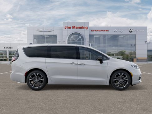New 2026 Chrysler Pacifica Select FWD image 20