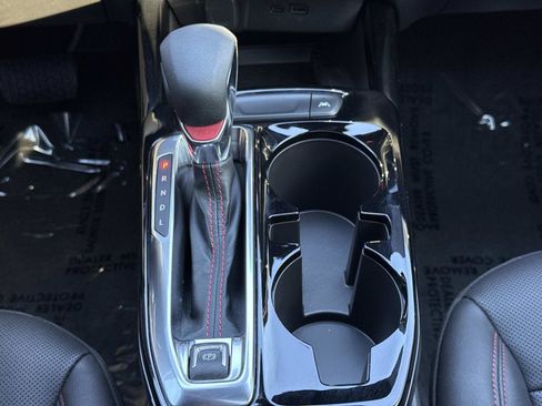 Used 2025 Chevrolet Trax RS w/ Sunroof Package image 7