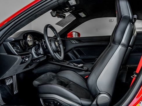 Certified 2022 Porsche 911 GT3 image 5