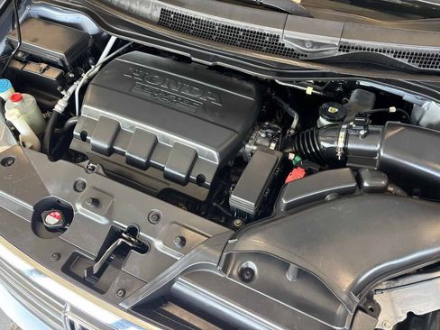 Used 2019 Honda Odyssey EX image 32