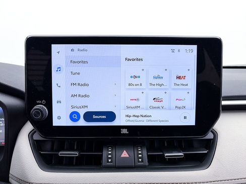 Used 2024 Toyota RAV4 Limited image 20