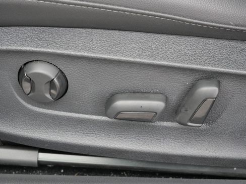 Certified 2020 Volkswagen Passat 2.0T SE image 20