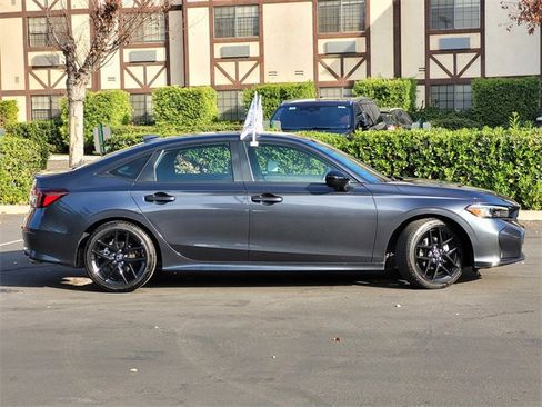 Certified 2025 Honda Civic Sport image 4