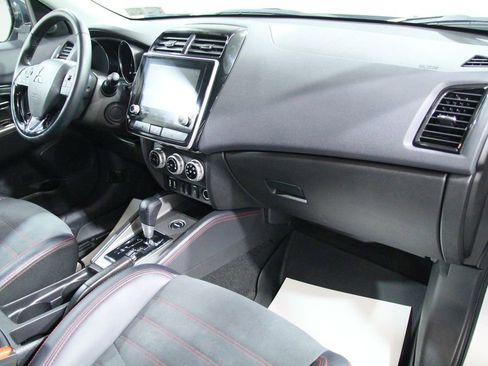 Used 2022 Mitsubishi Outlander Sport SE AWD/4WD image 19