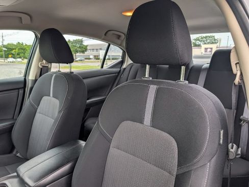 Used 2023 Nissan Sentra SV FWD image 15