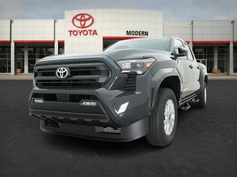New 2025 Toyota Tacoma SR5 image 4
