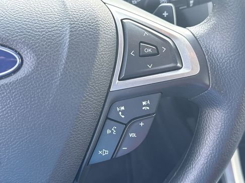 Used 2019 Ford Fusion SE image 25