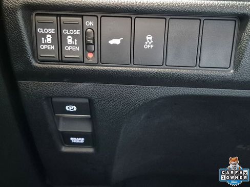 Used 2025 Honda Odyssey Sport-L image 16