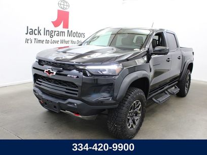 Used 2025 Chevrolet Colorado ZR2 w/ Technology Package
