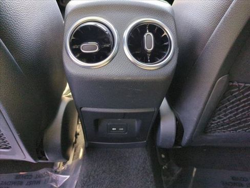 Certified 2021 Mercedes-Benz CLA 250 image 17