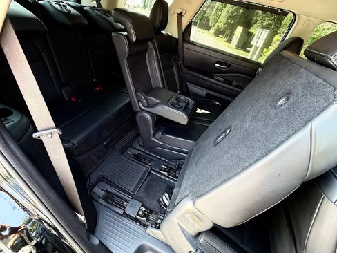 Used 2022 Nissan Pathfinder SL FWD image 54