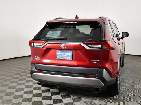 Used 2022 Toyota RAV4 Limited w/ Limited Grade Weather Package AWD/4WD image 7