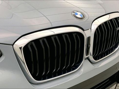 Certified 2023 BMW X4 M40i w/ Premium Package image 29