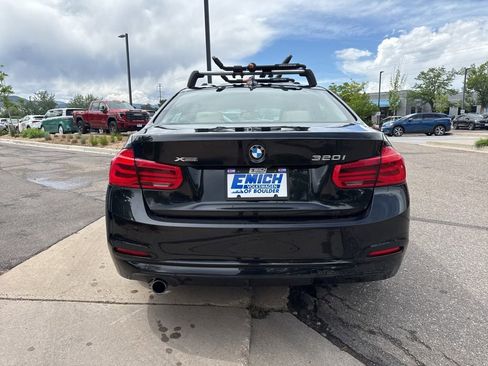 Used 2018 BMW 320i xDrive Sedan AWD/4WD image 4