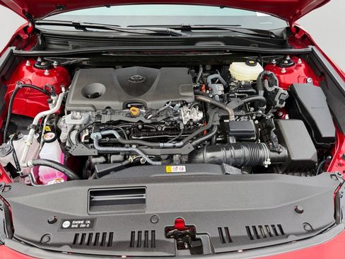 Used 2026 Toyota Camry XSE FWD image 9