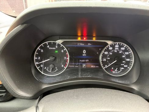 Used 2022 Nissan Sentra SV w/ SV Premium Package image 9