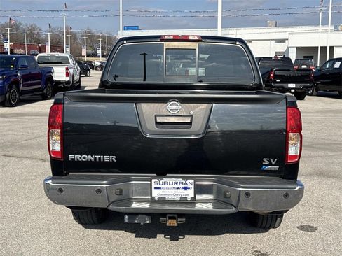 Used 2019 Nissan Frontier SV w/ Value Truck Package image 4