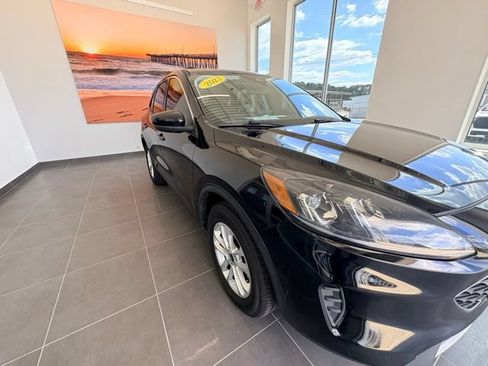 Used 2021 Ford Escape SE AWD/4WD image 14