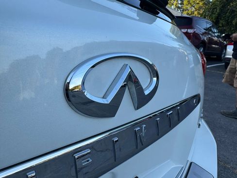 Used 2017 INFINITI QX50 AWD w/ Premium Plus Package image 32