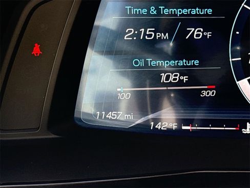 Used 2024 Chevrolet Corvette Stingray Premium Cpe w/ Z51 Performance Package image 11