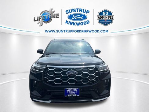 Used 2025 Ford Explorer Platinum w/ LUX Leather Package AWD/4WD image 10